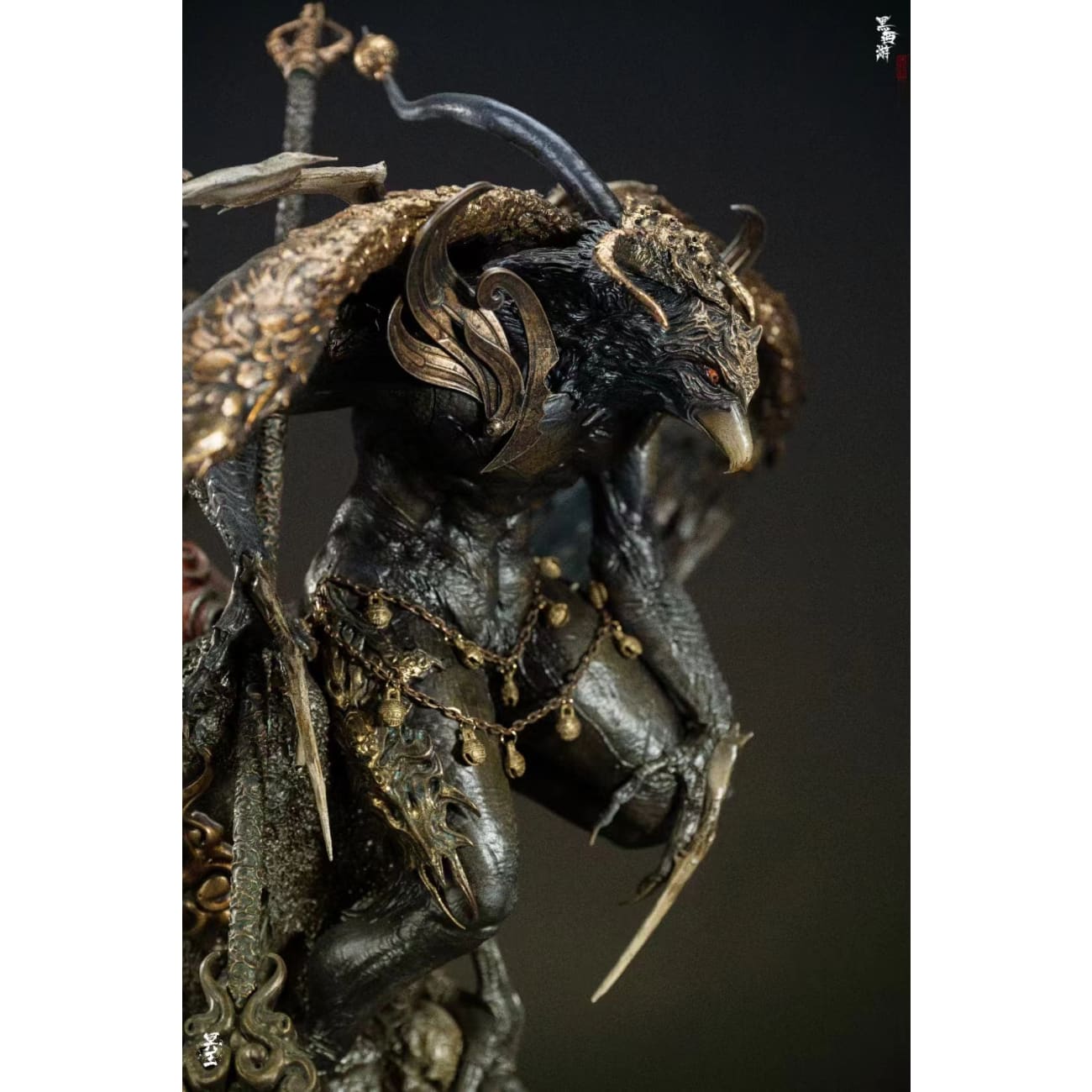 Hades Studio - Azone Lion / Yellow Teeth Old Elephant / Golden Winged Great Peng
