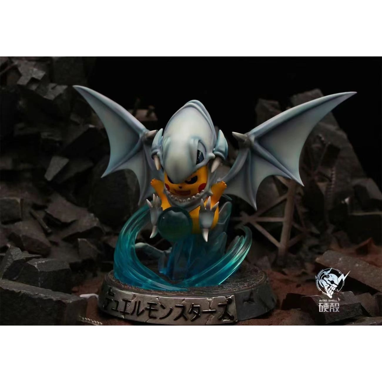 Hard Shell Studio - Pikachu cosplay as Blue Eyes 