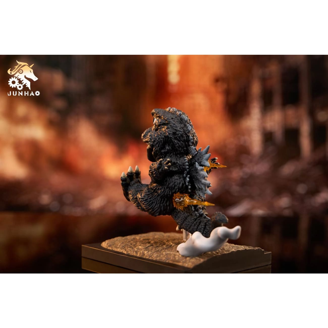 Hard Shell Studio - Running Godzilla