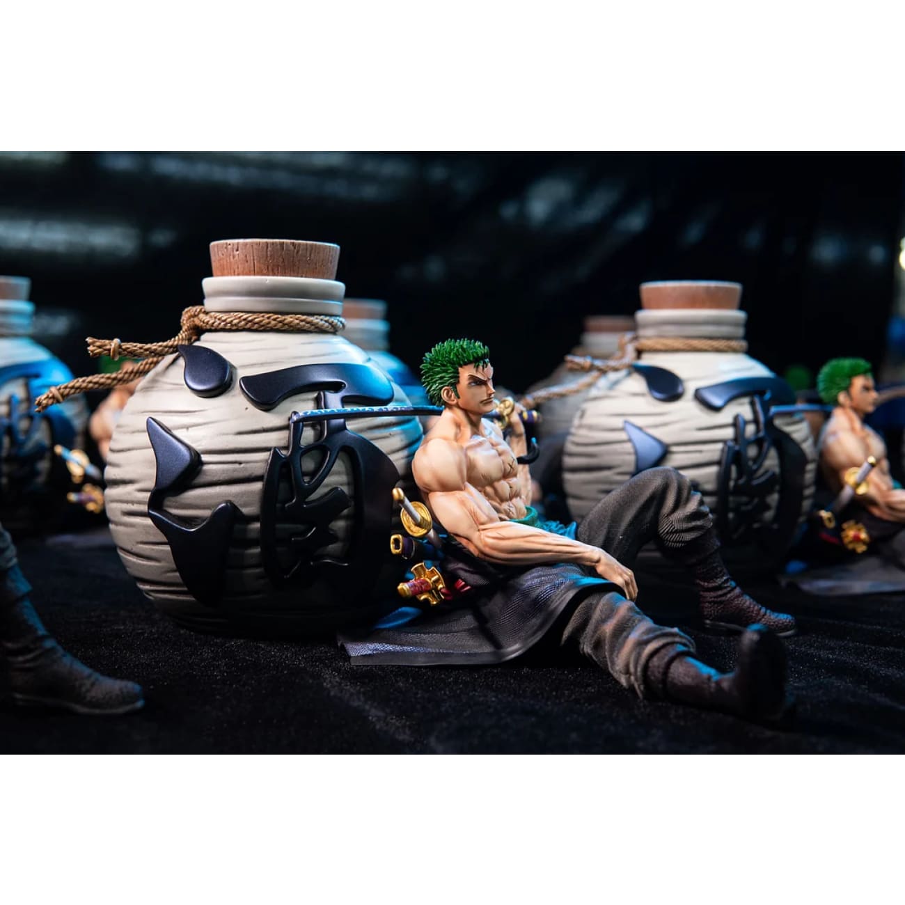 HS Studio - Wine Bottle Roronoa Zoro 