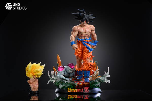 UNO Studio - 1/5 Scale Son Goku vs Frieza / 1/3 Scale Son Goku