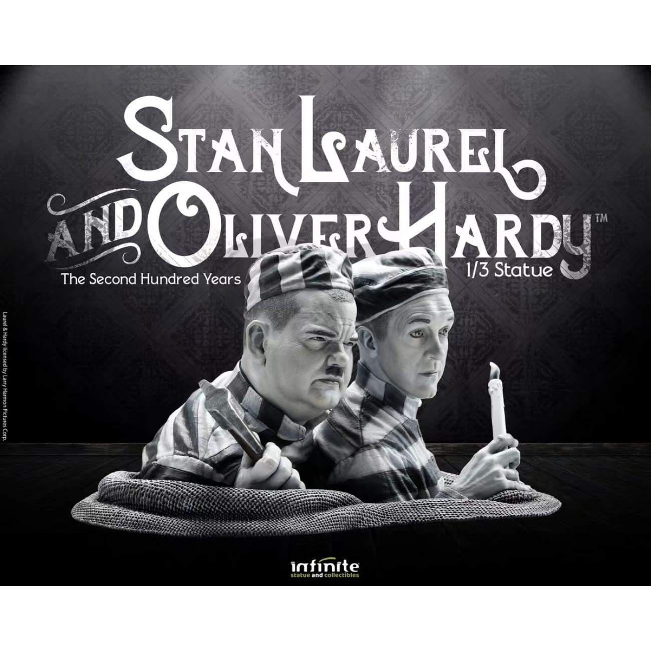 Infinite Statue - Stan Laurel & Oliver Hardy