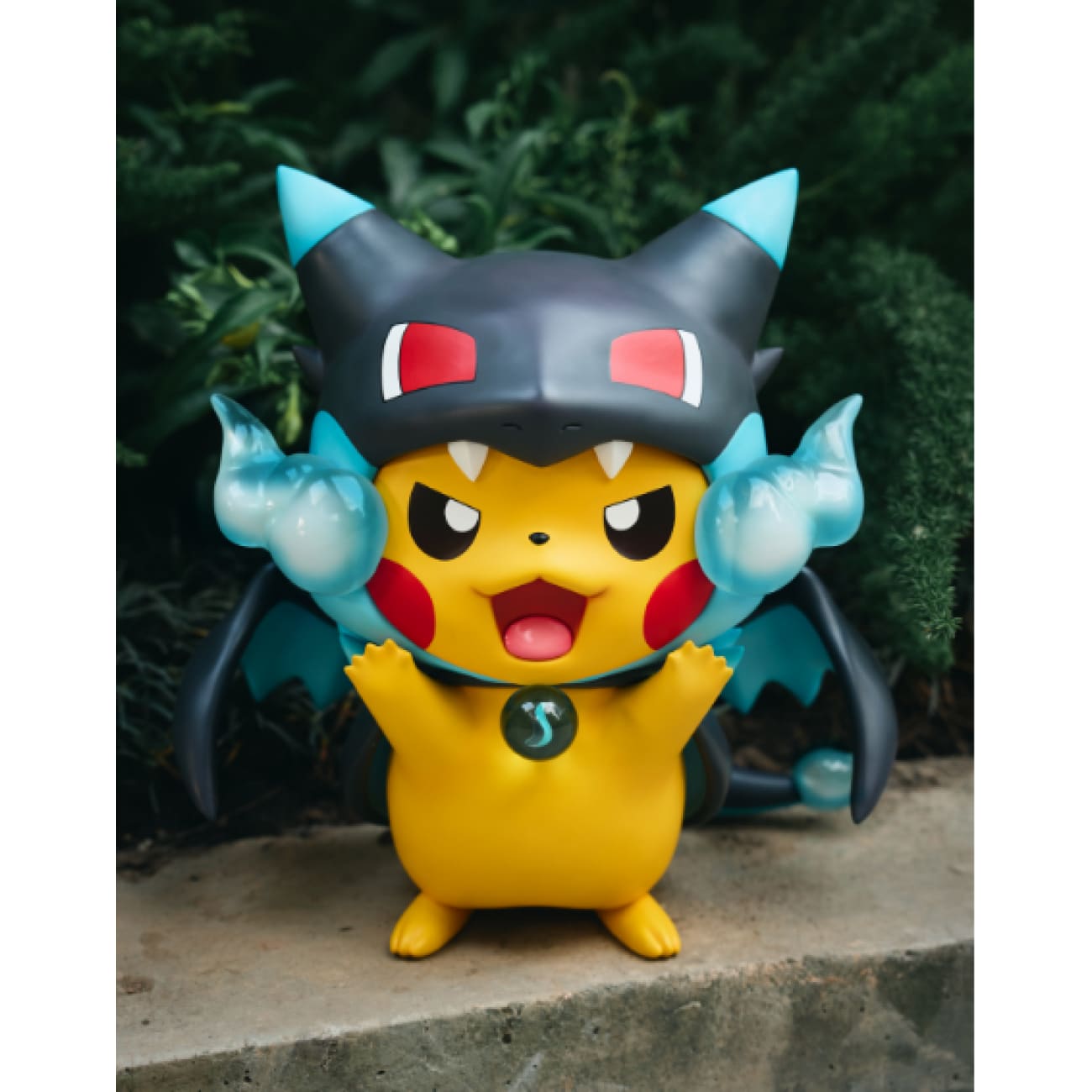  Infinite Studio - Pikachu Cosplay Mega Charizard X [2 Variants]