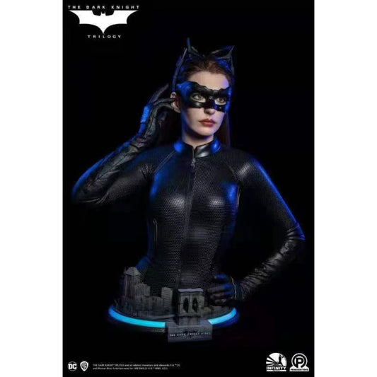 Infinity Studio X Penguin Toys - Catwoman by Anne Hathaway [1/1 scale]