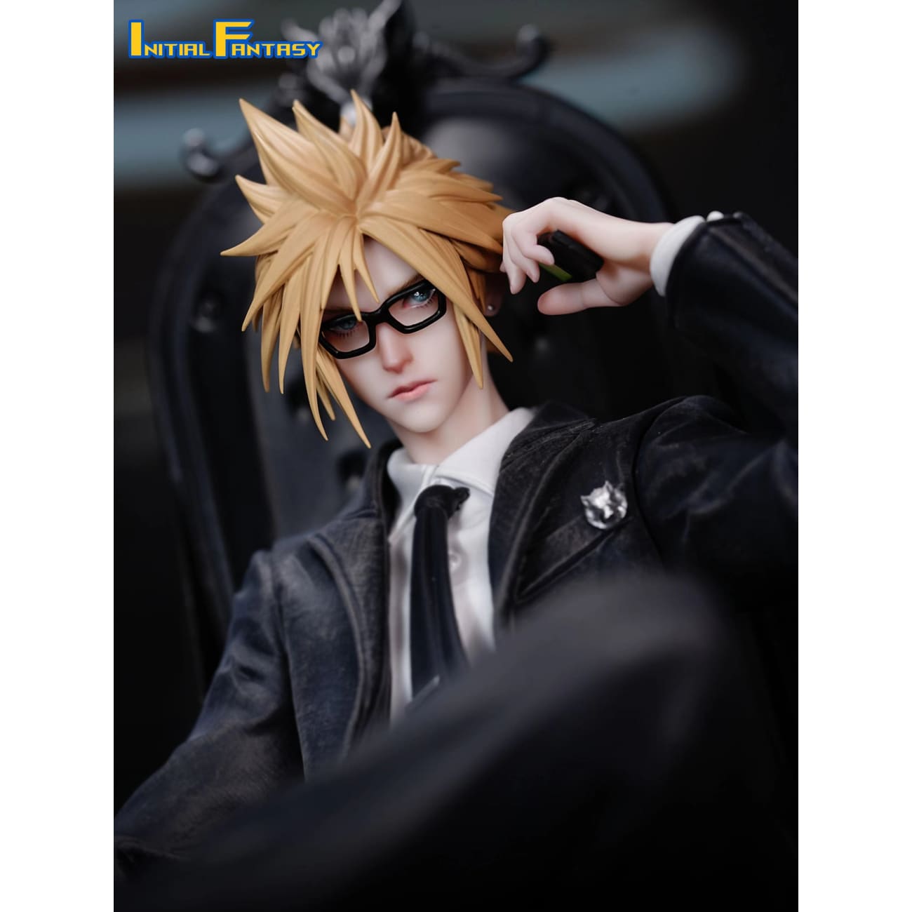 Initial Fantasy Studio - Cloud Strife Suit Thug Ver. [2 Variants]
