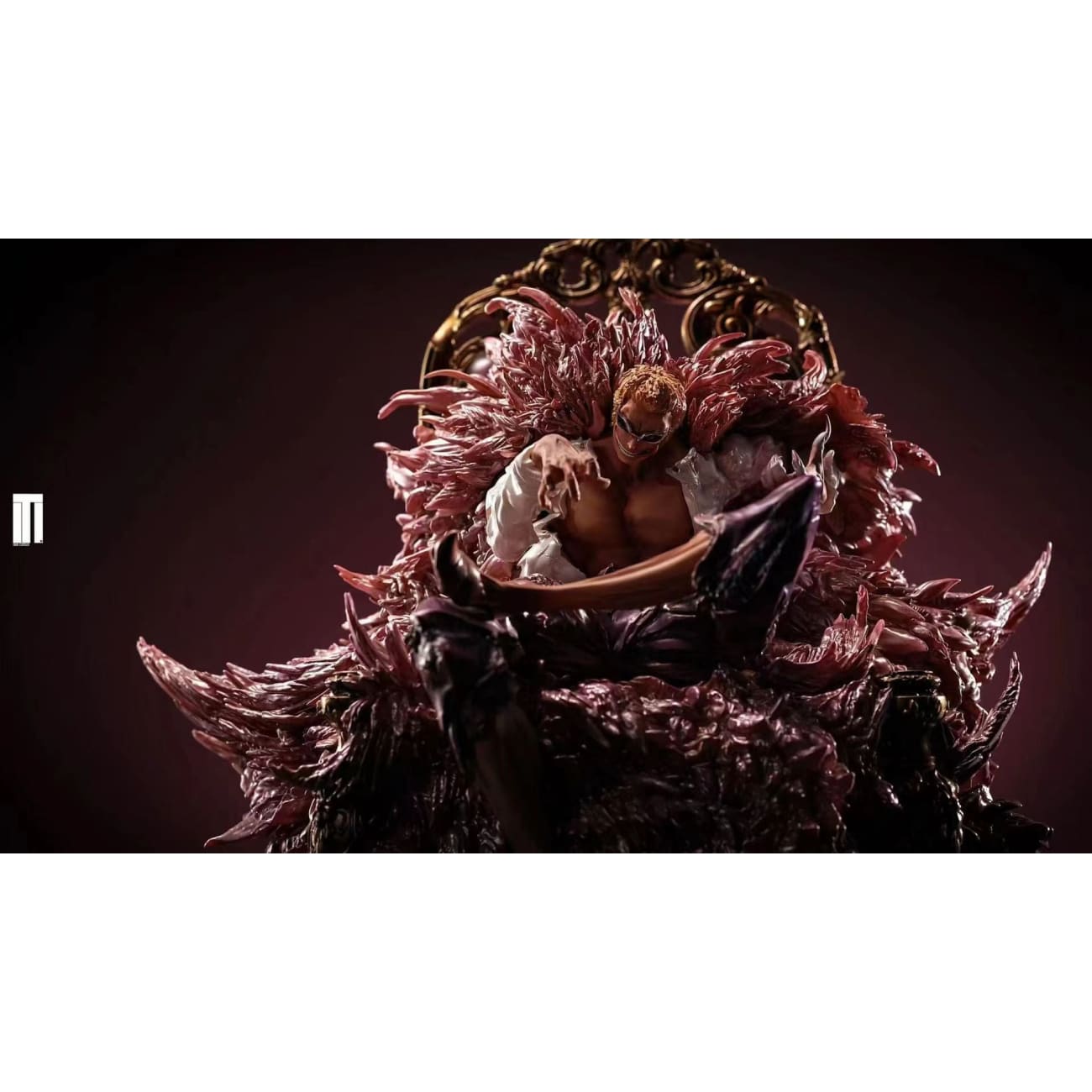 Iron Curtain Studio - Donquixote Doflamingo [2 Variants]