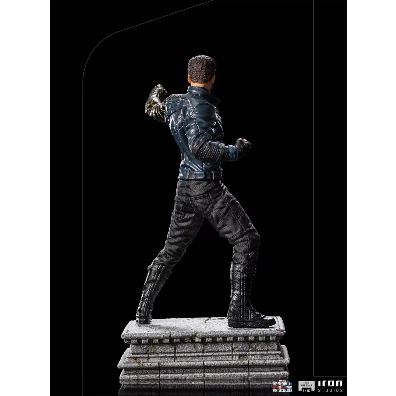 Iron Studio - Bucky Barnes