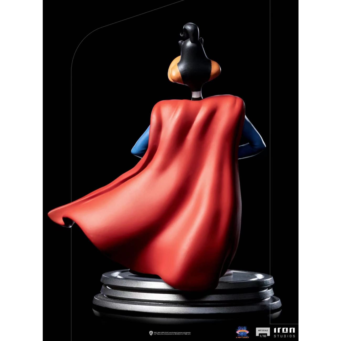 Iron Studios - Bugs Bunny cosplay batman/ Daffy Duck Cosplay superman 