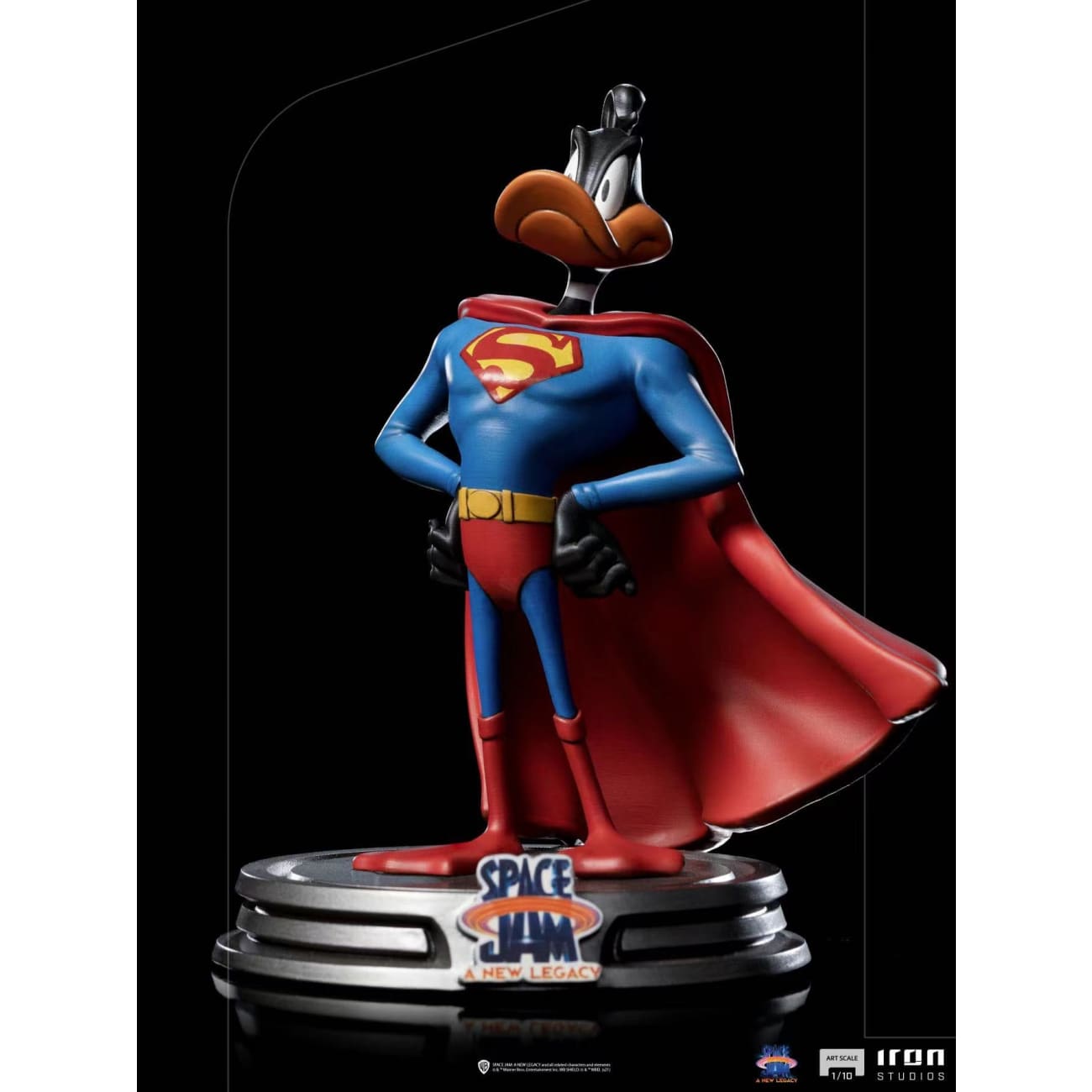 Iron Studios - Bugs Bunny cosplay batman/ Daffy Duck Cosplay superman 