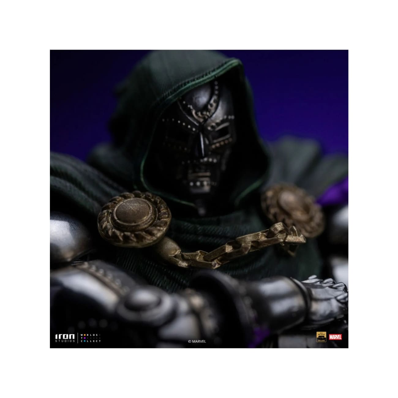 Iron Studios - Doctor Doom Standard Version [ MARCAS20225-10] / Deluxe Version [MARCAS20125-10] [2 Variants]