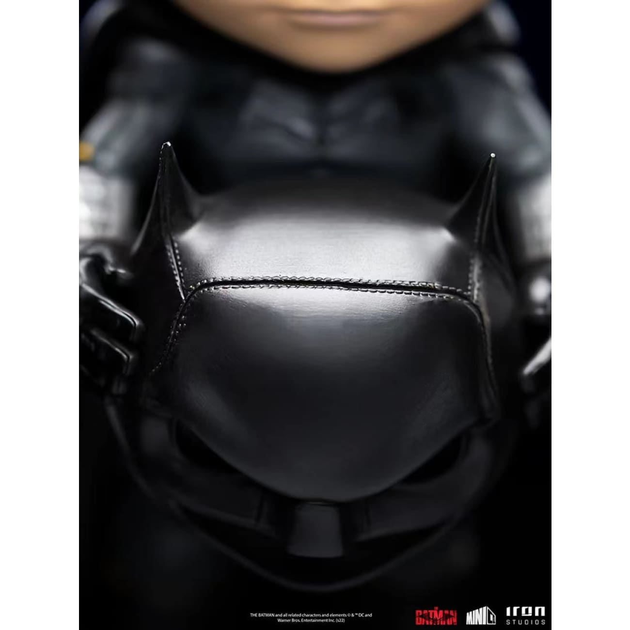 Iron Studios - The Batman [2 Variants]