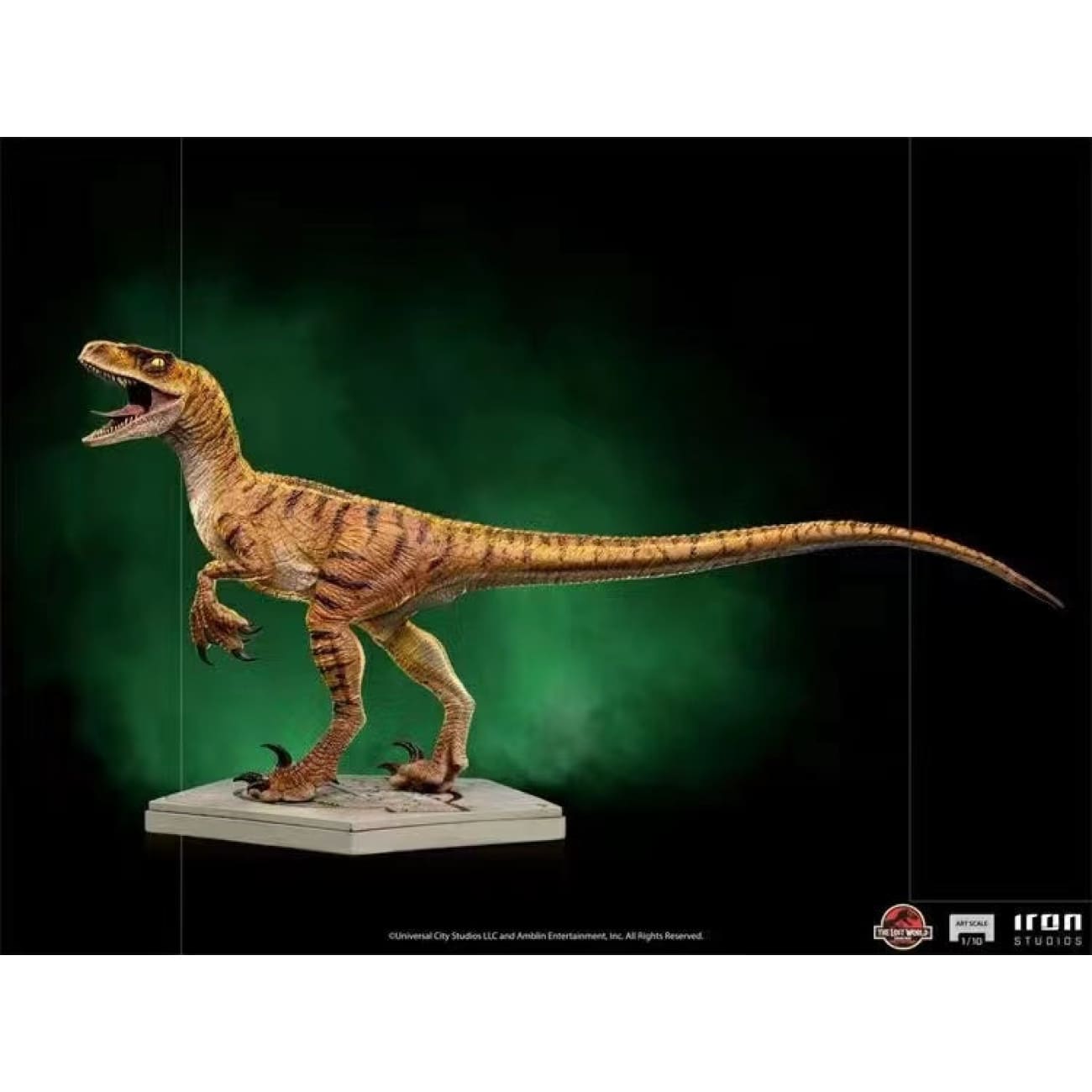 Iron Studios - Velociraptor [2 Variants]