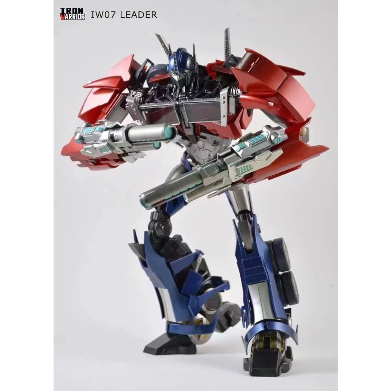 Iron Warrior Studio - Optimus Prime 2.0 IW-07 Leader