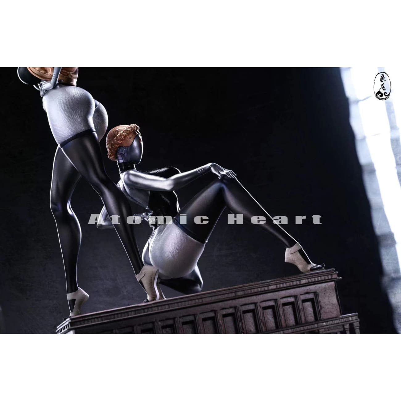 LC Studio - Twins: Left & Right