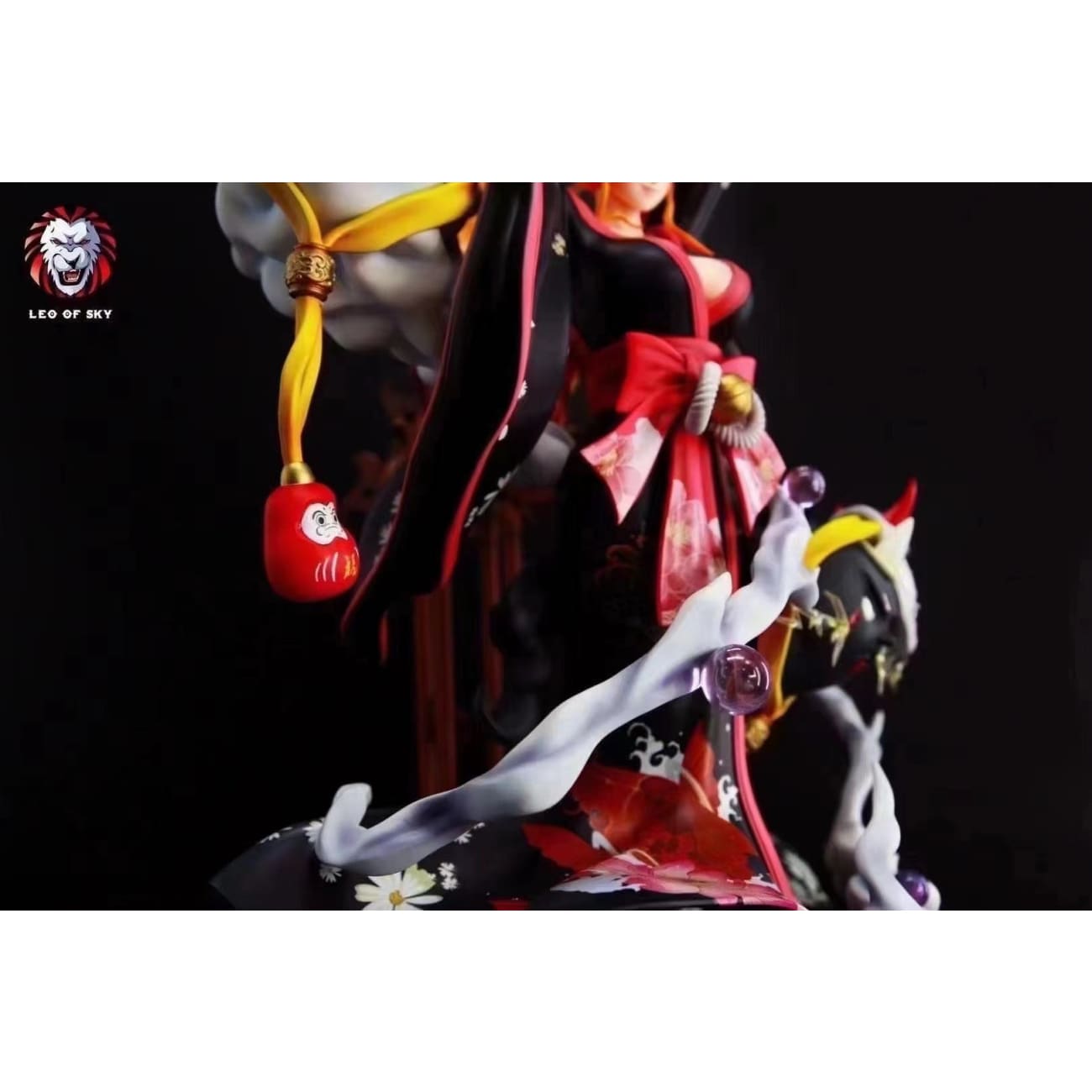 Leo of Sky Studio - (Early Bird) Nami (Black / Red)  [4 variants]