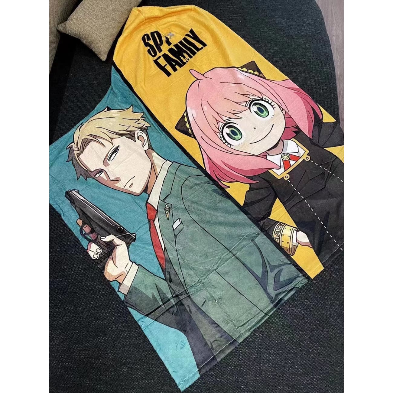 Loid Forger, Yor Forger & Anya Forger Wearable Neck Blanket