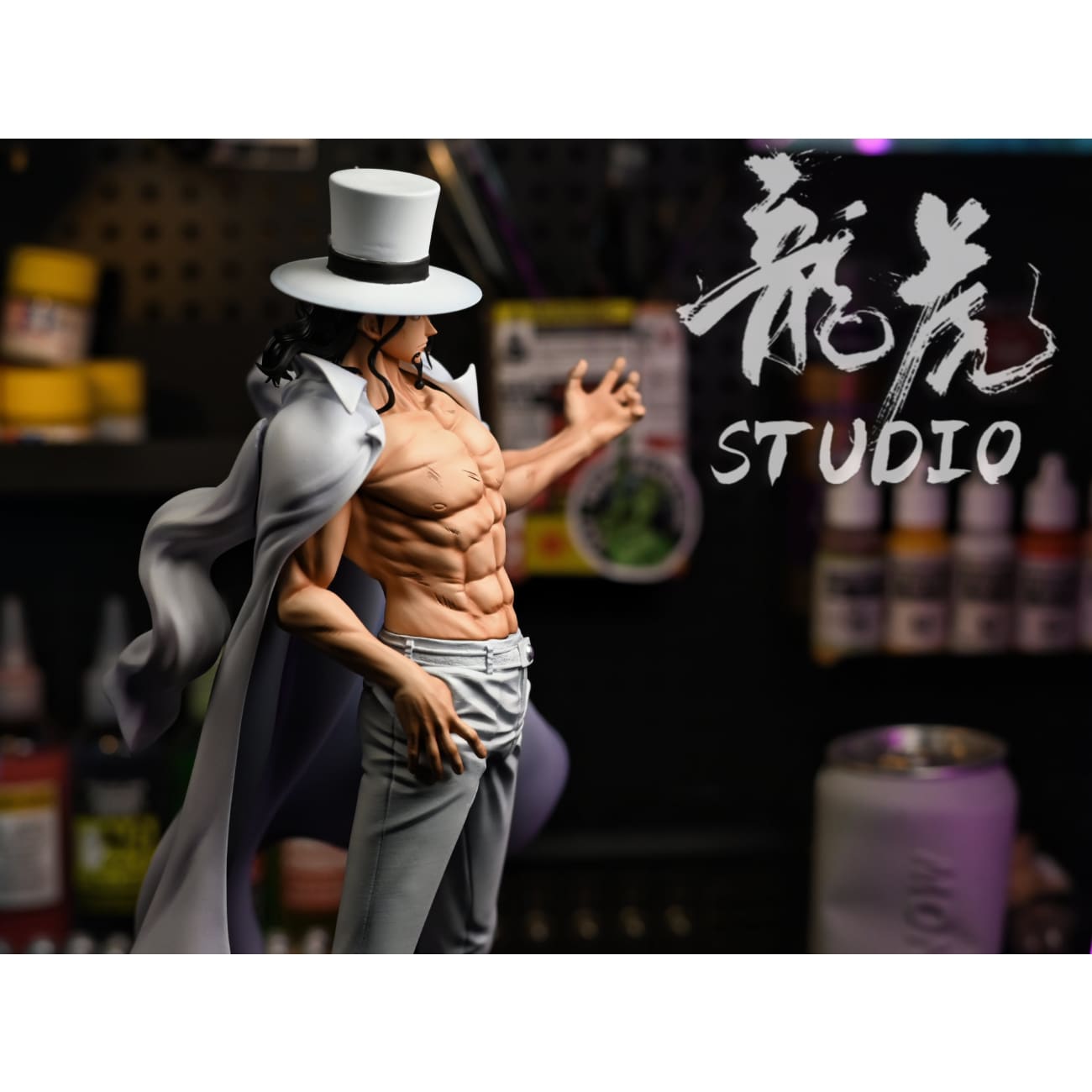 Long Hu Studio - Standing Rob Lucci [2 Variants]