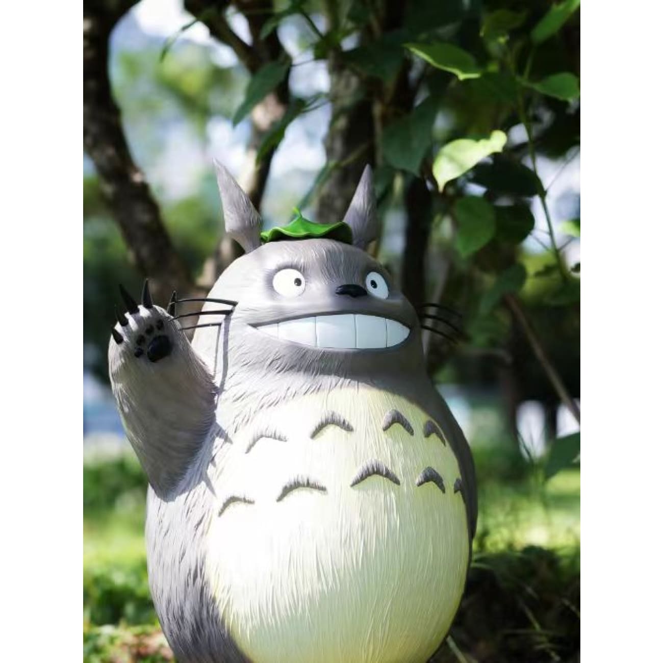 Long Miao Studio - Beckoning Totoro