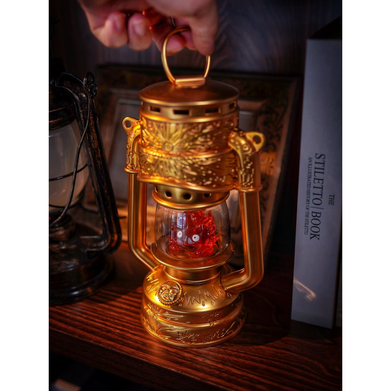 Long Miao Studio - Kerosene Lamp Calcifer