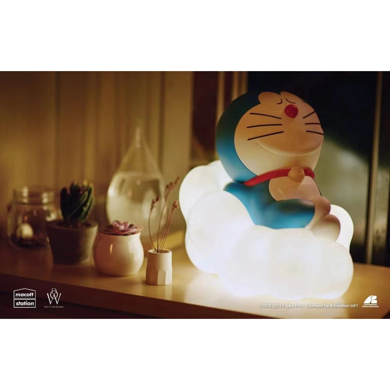 Macott Station - Lighting Cloud Doraemon