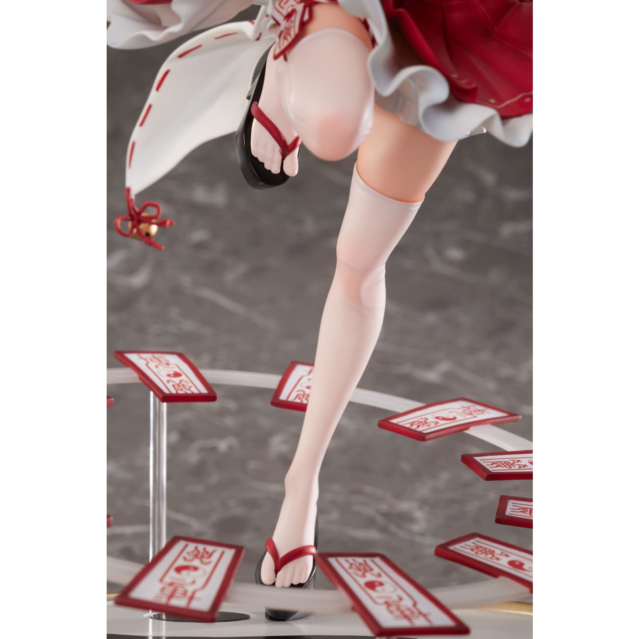 Magi Arts - Reimu Hakurei [2 Variants]
