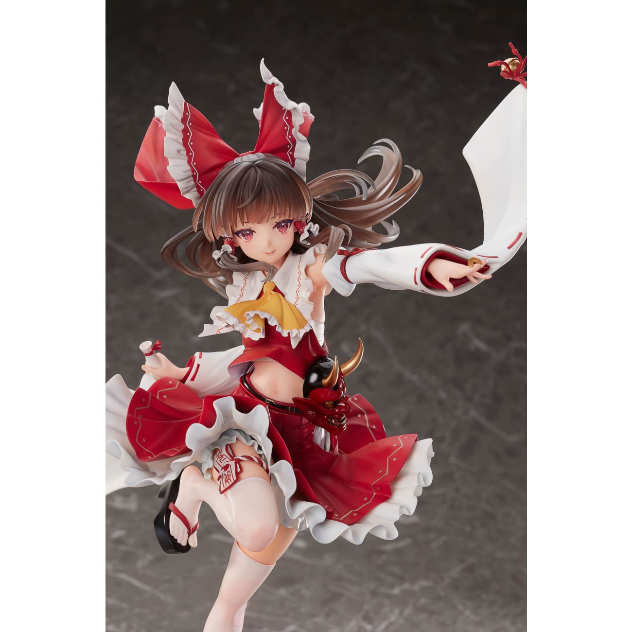 Magi Arts - Reimu Hakurei [2 Variants]