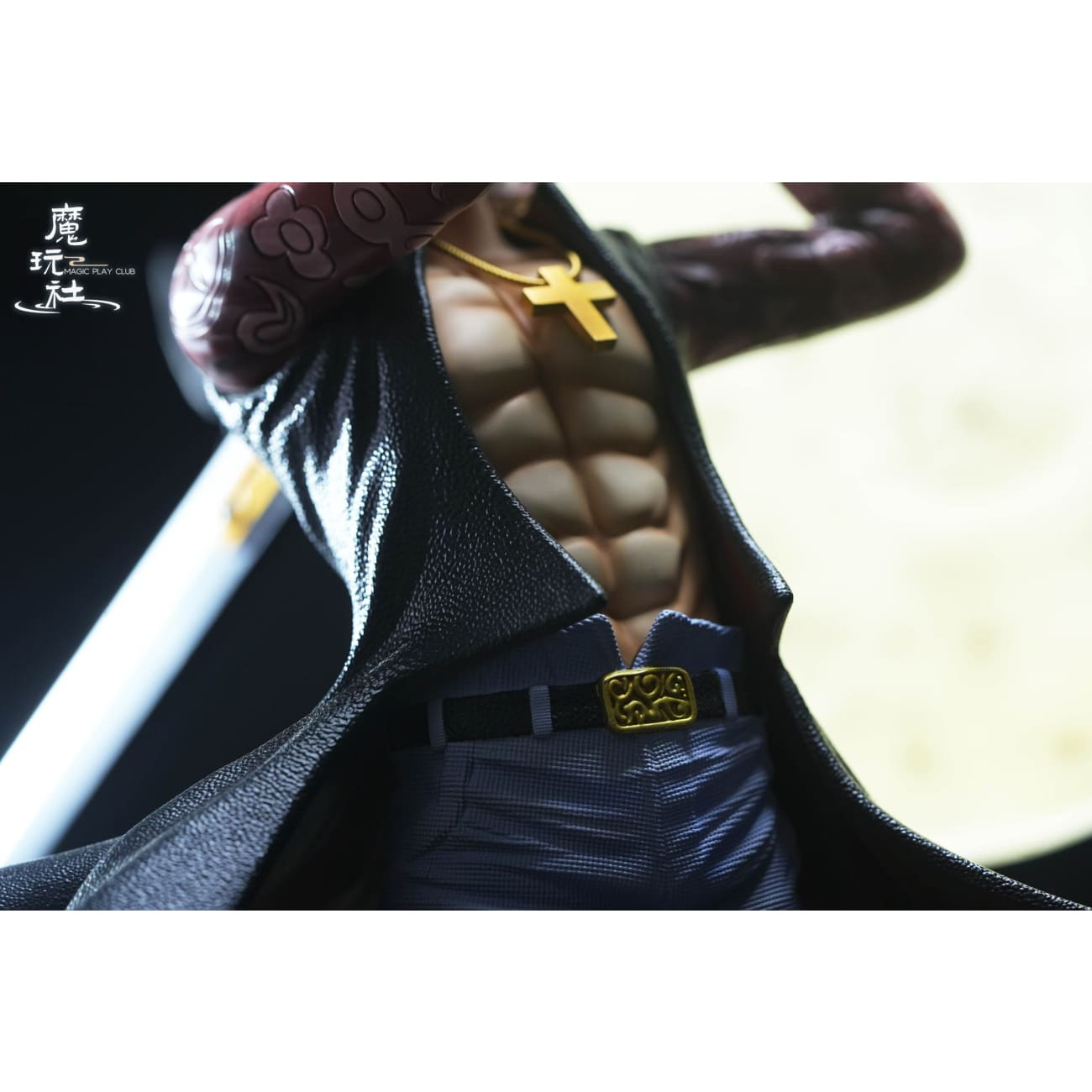 Magic Play Club Studio - Dracule Mihawk