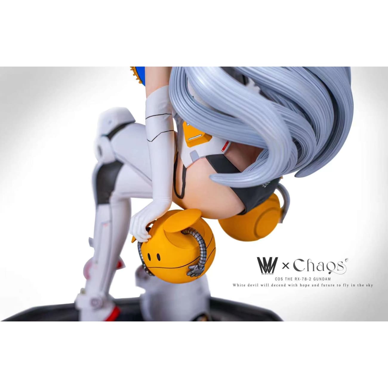 Max Milk Studio x Chaos Studio - Cos RX-78-2 Gundam Girl [Cast Off]
