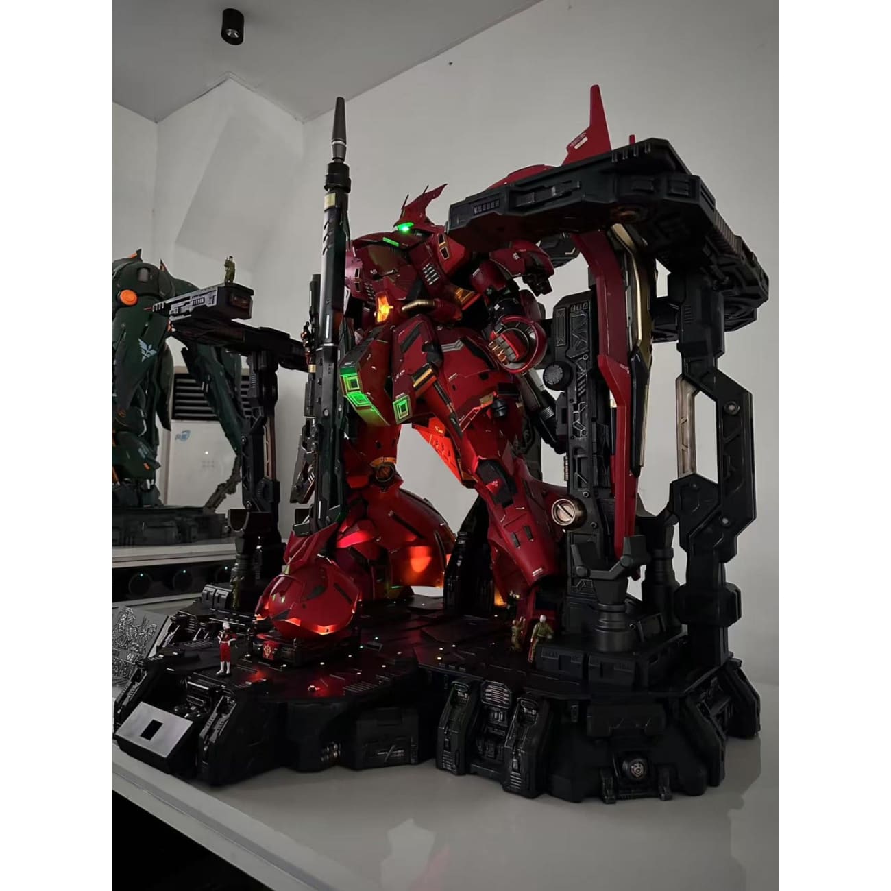 Mecha Era Studio - Sazabi