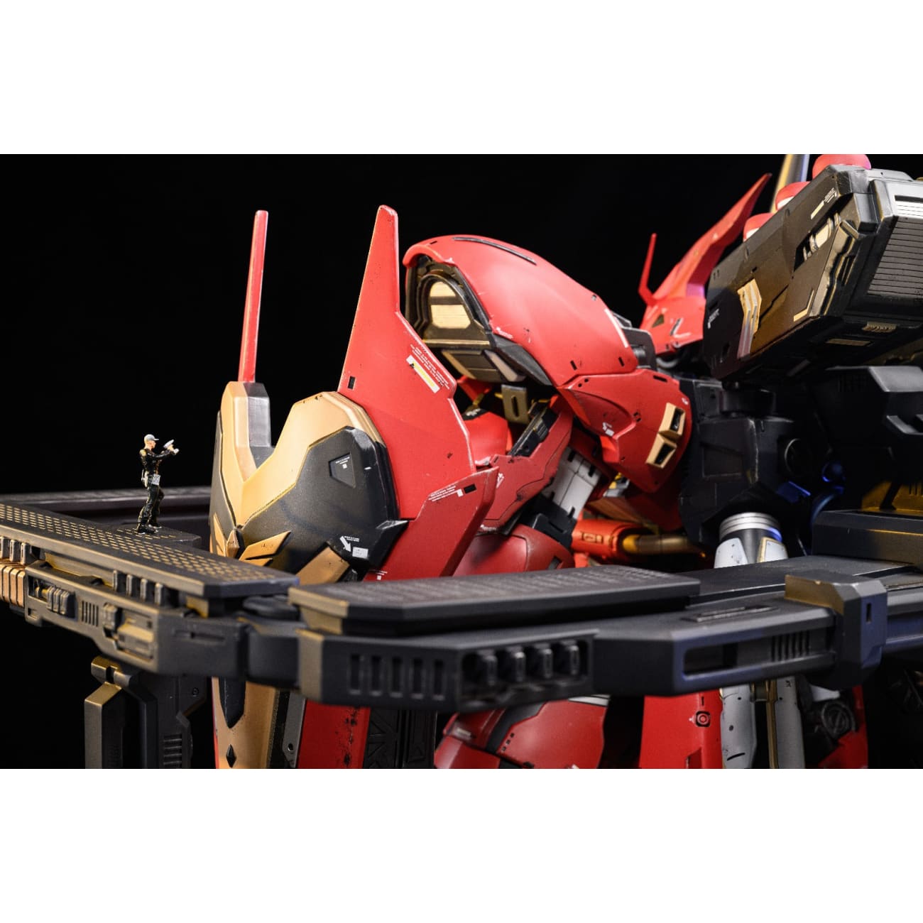Mecha Era Studio - Sazabi