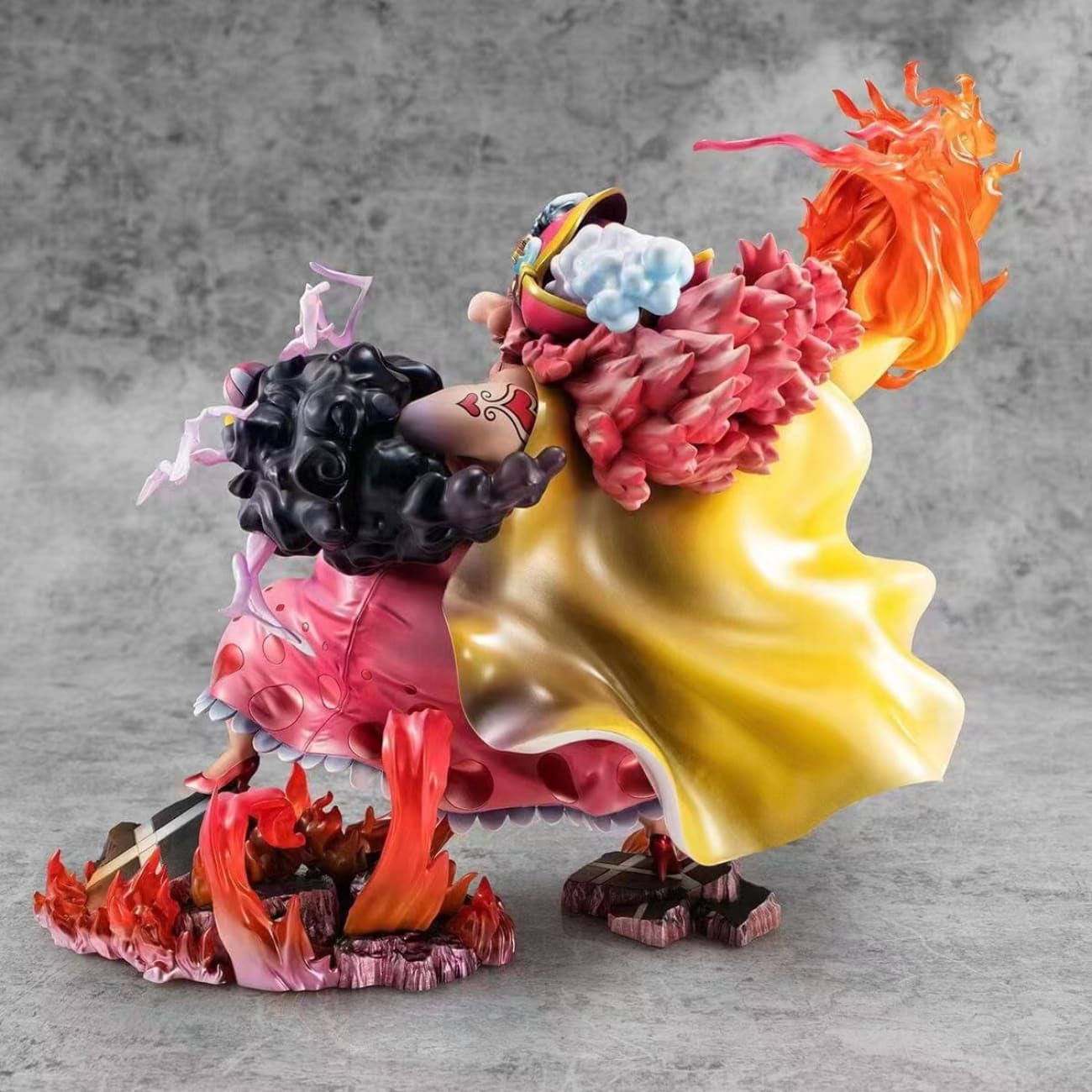 MegaHouse - Big Mom Charlotte Linlin