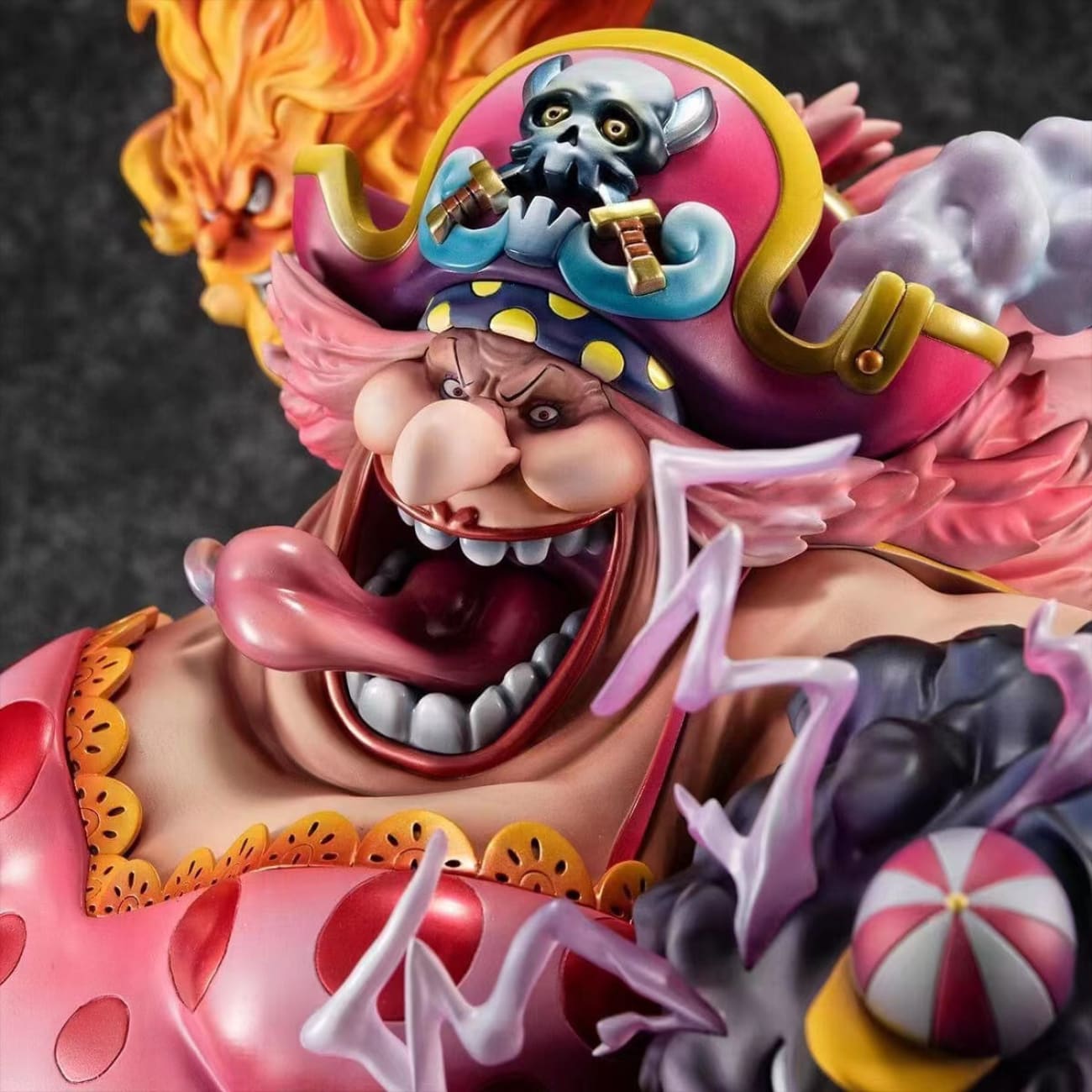 MegaHouse - Big Mom Charlotte Linlin