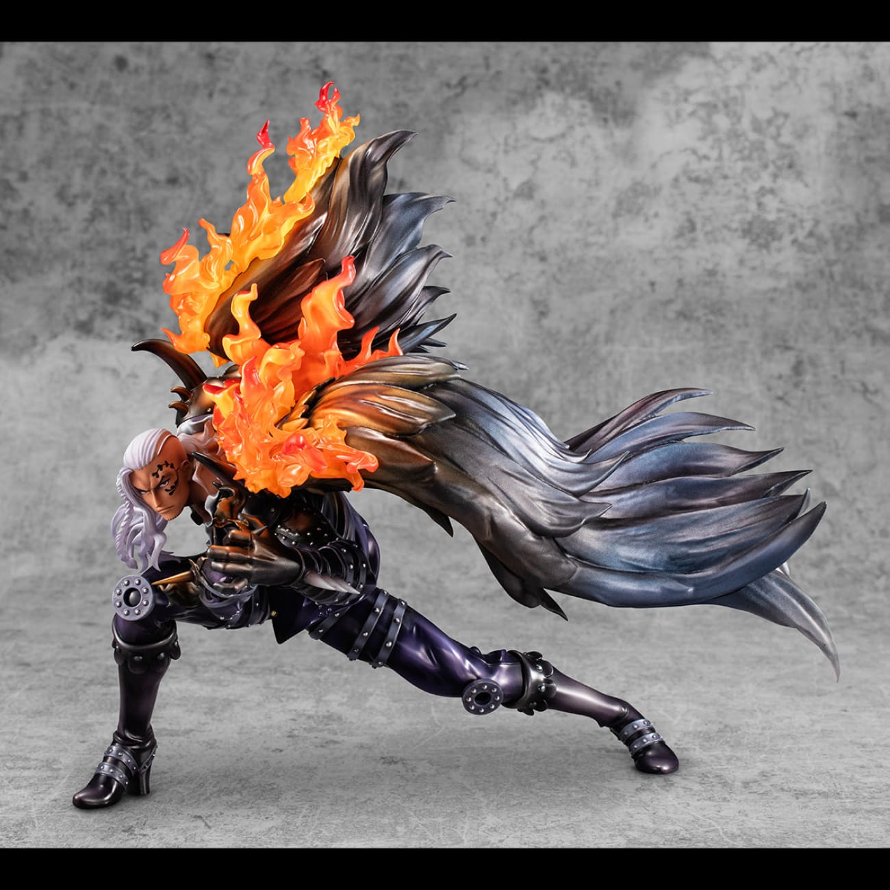 MegaHouse - King