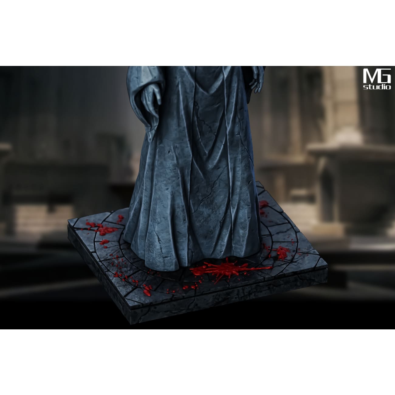 MG Studio - Standing Statue Of God