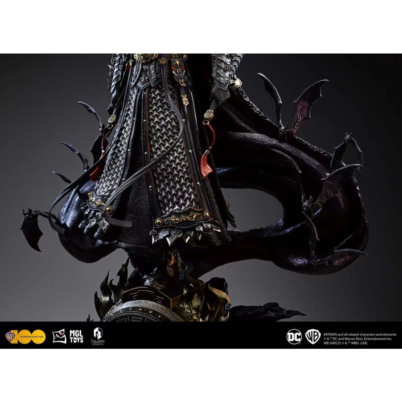 MGL Toys x Paladin Studio x Warner Bros - Batman Embroidered Uniform Guard