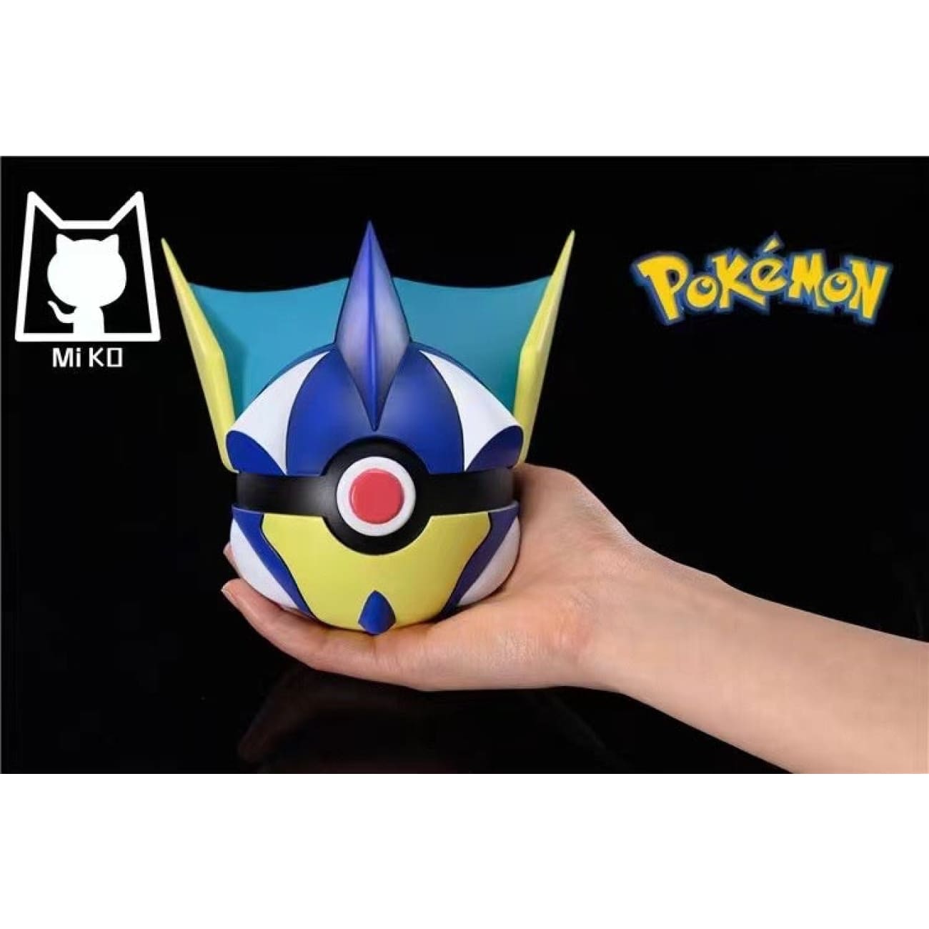 Miko Studio - Greninja Pokeball / Toxicroak Pokeball/ Gyarados Pokeball [1/1 scale]