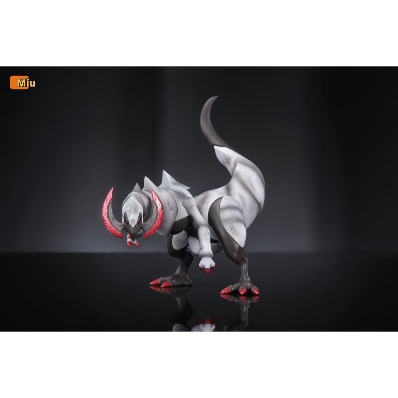 Miu Studio - Haxorus [4 Variants]