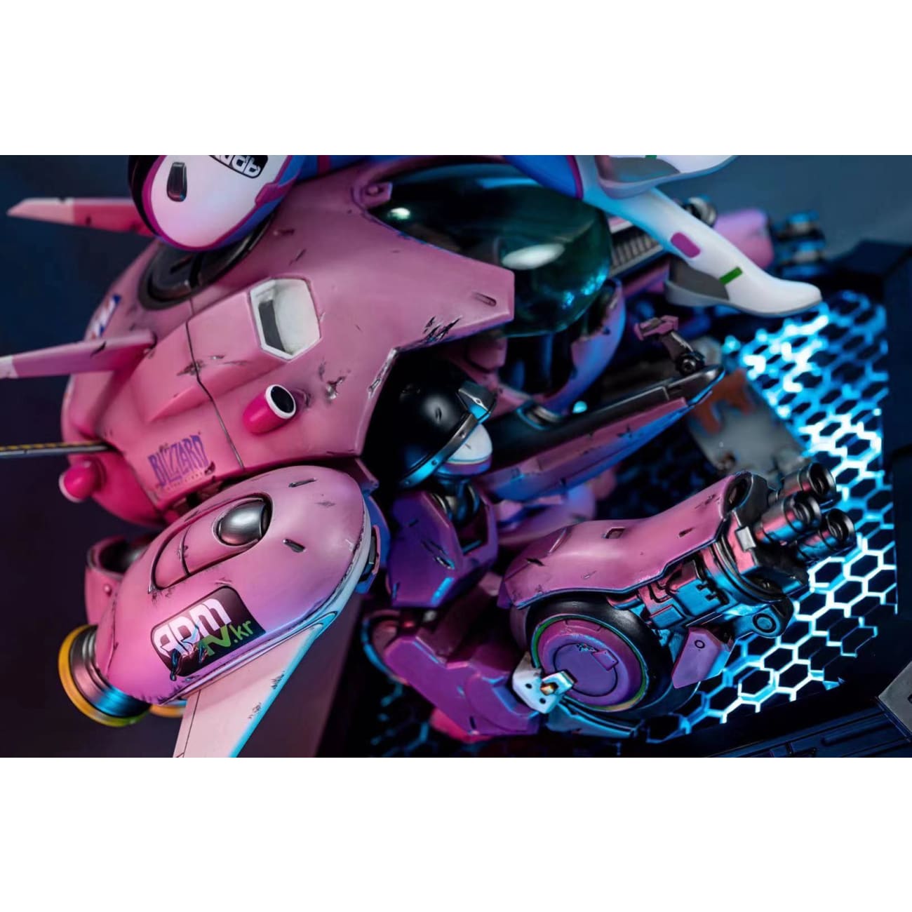 MKE Studio - Mecha DVA + Cast Off 1/4 scale [2 variants]