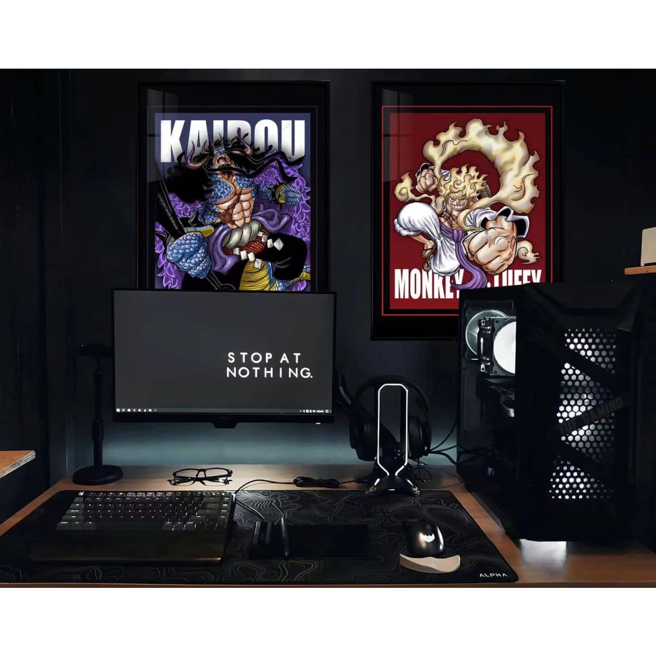 Monkey D Luffy Gear 5 Nika / Kaidou Poster Frame [38cm x 53cm]