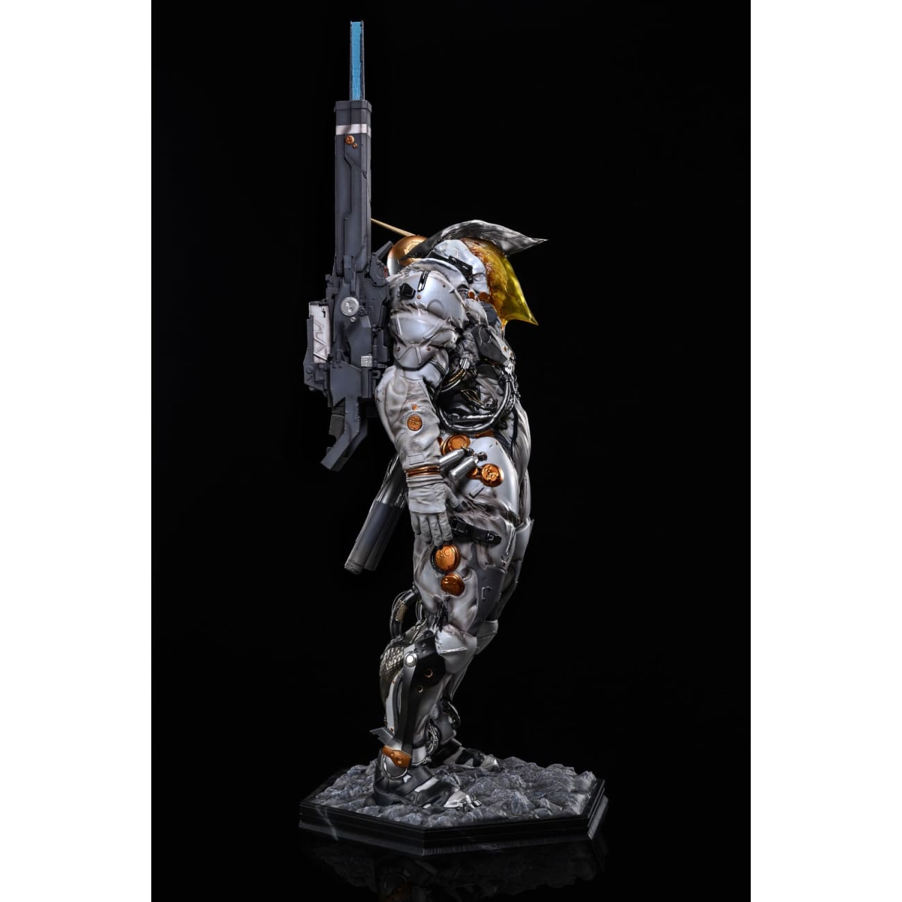 Monster Studio - Hideo Kojima Ludens