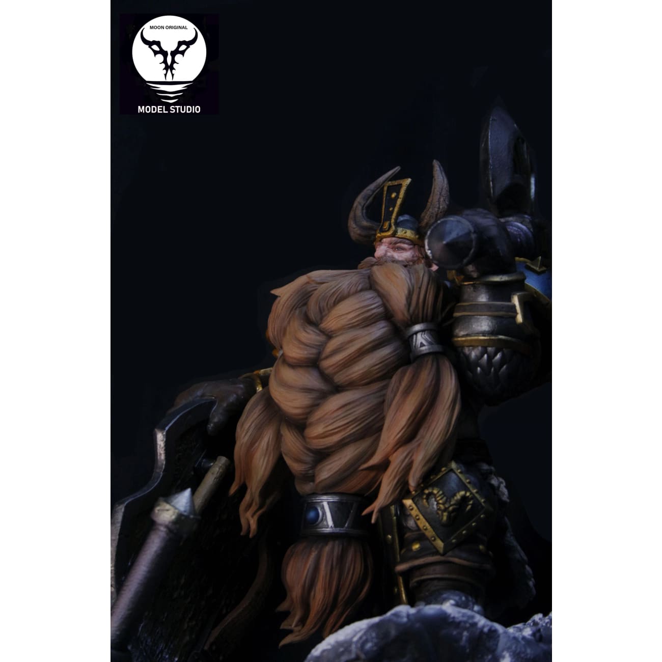 Moon Model Studio - Mountain King