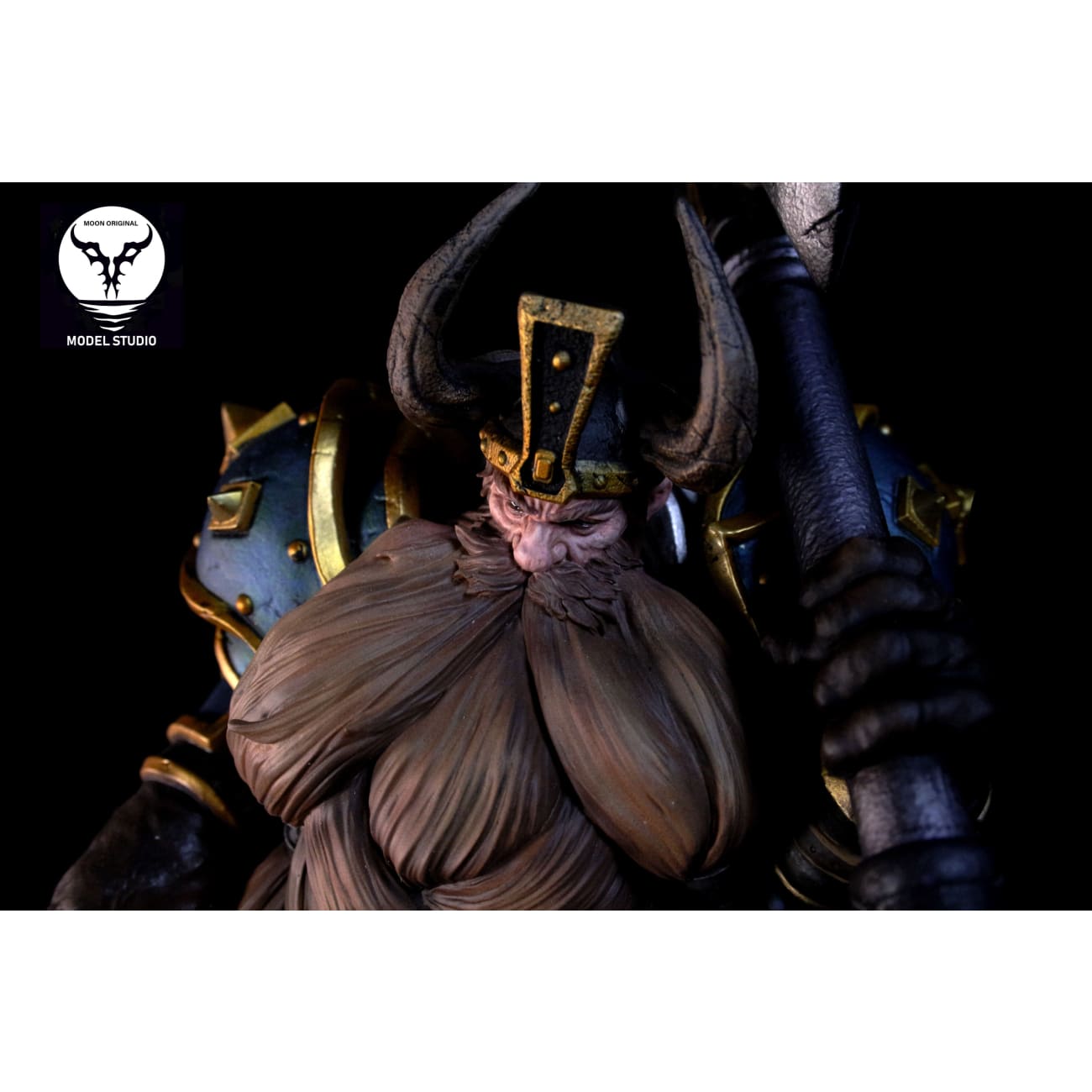 Moon Model Studio - Mountain King