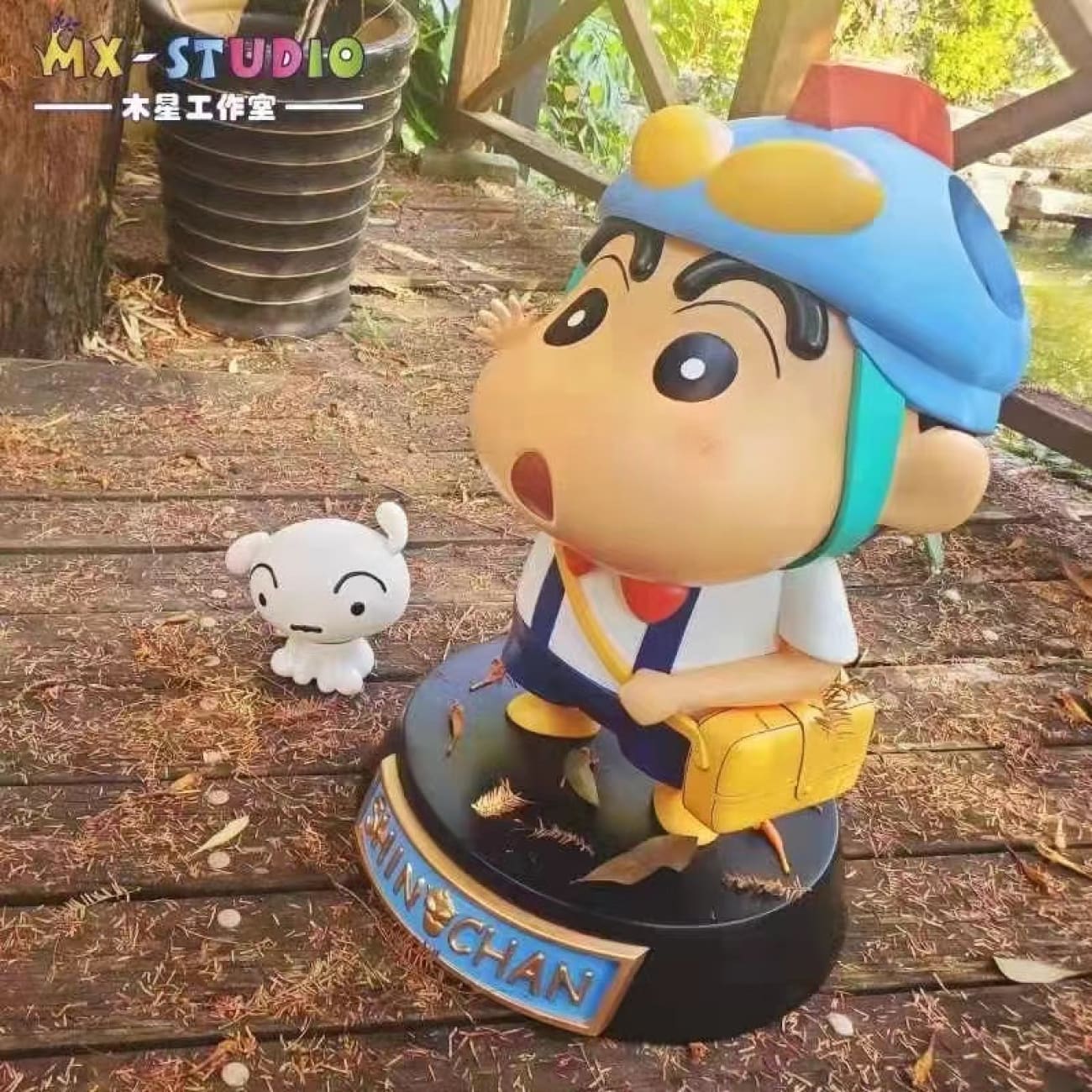 MX Studio - Crayon Shin Chan and Shiro [1/1 scale]