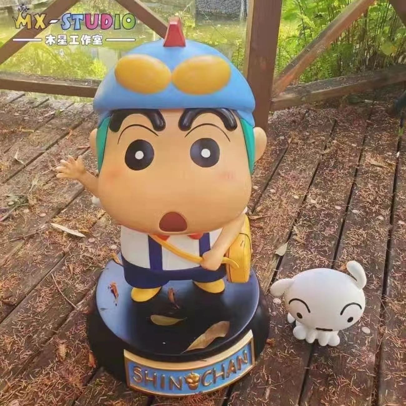 MX Studio - Crayon Shin Chan and Shiro [1/1 scale]