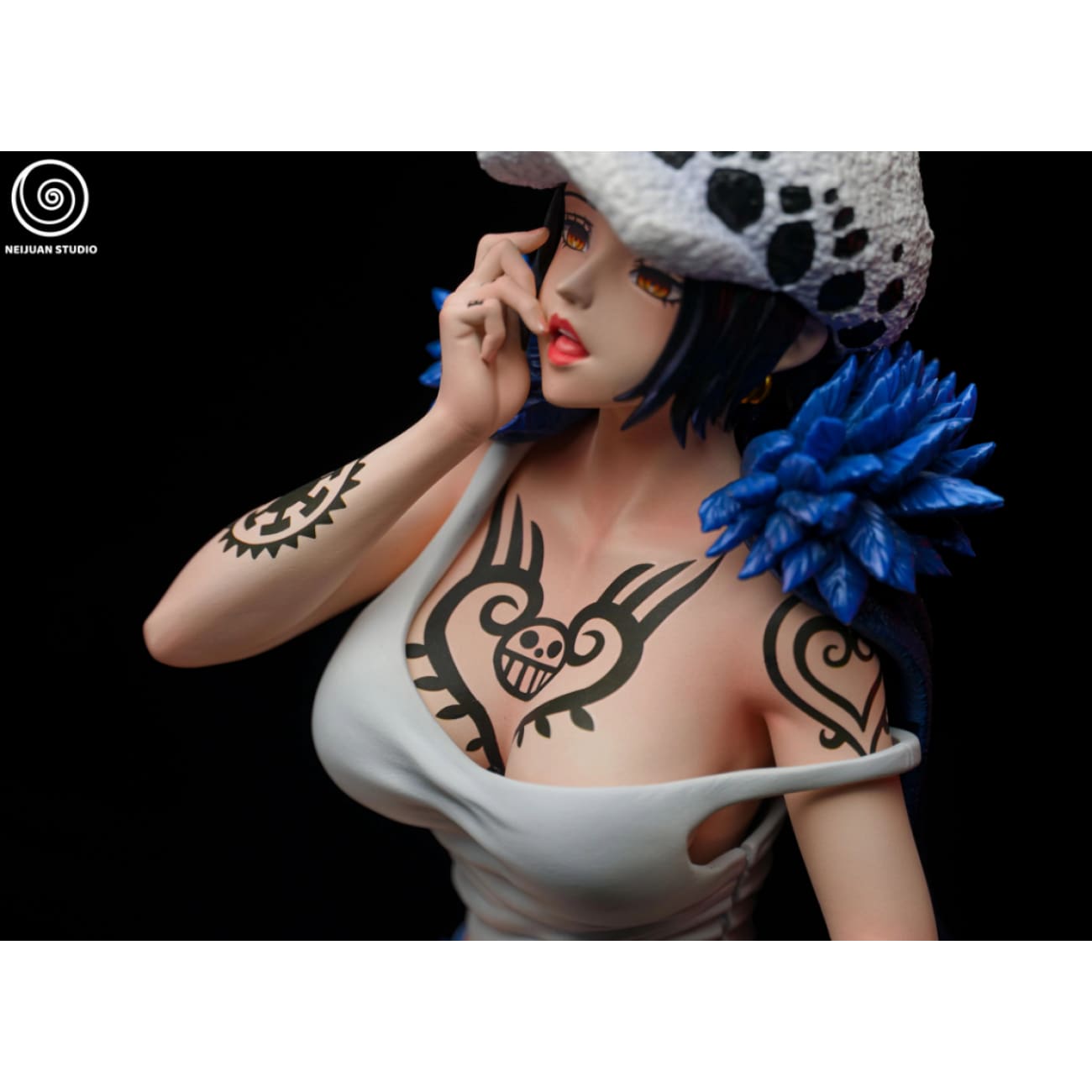 NeiJuan Studio - Female Trafalgar D. Water Law [Cast Off][2 Variants]