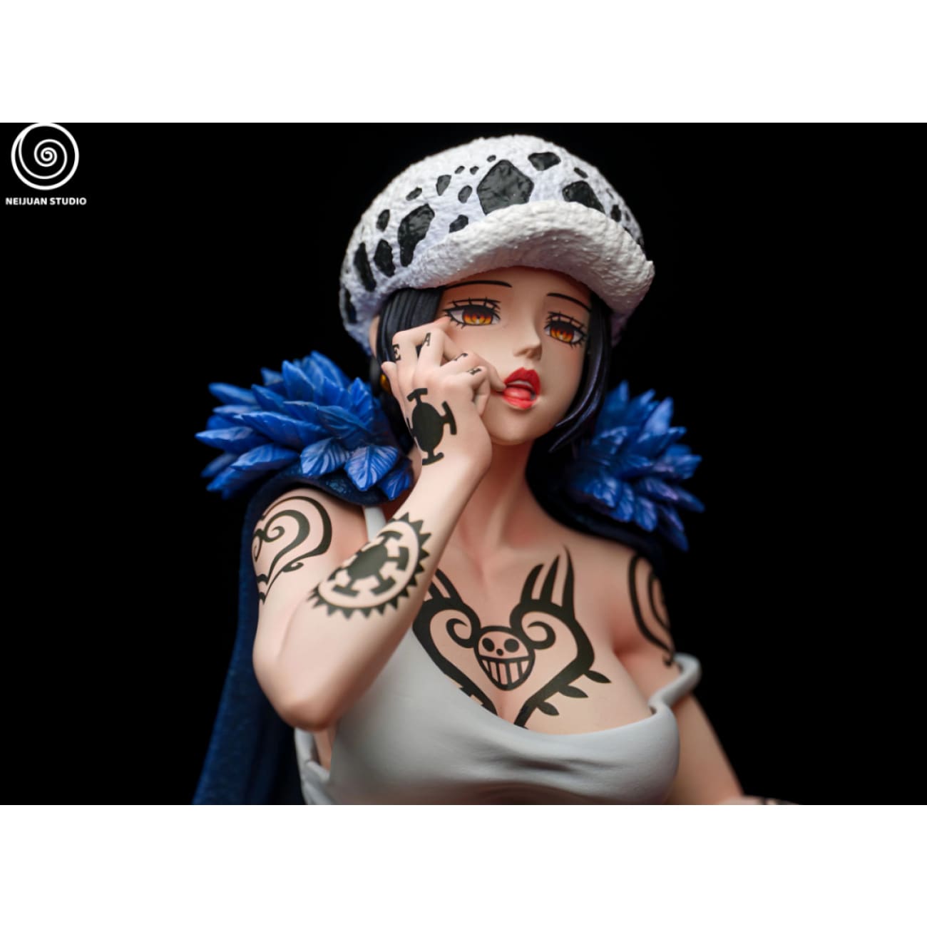 NeiJuan Studio - Female Trafalgar D. Water Law [Cast Off][2 Variants]