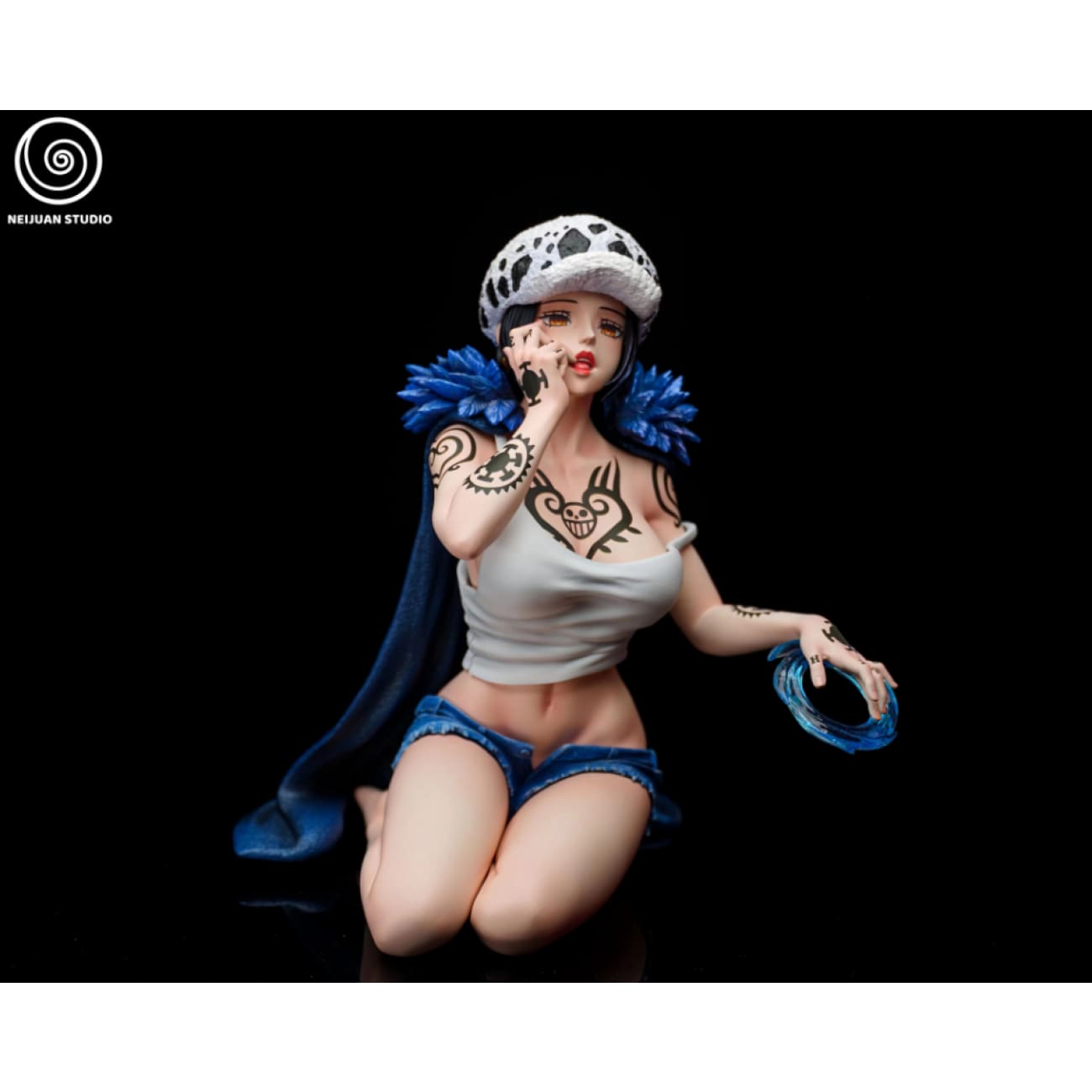 NeiJuan Studio - Female Trafalgar D. Water Law [Cast Off][2 Variants]