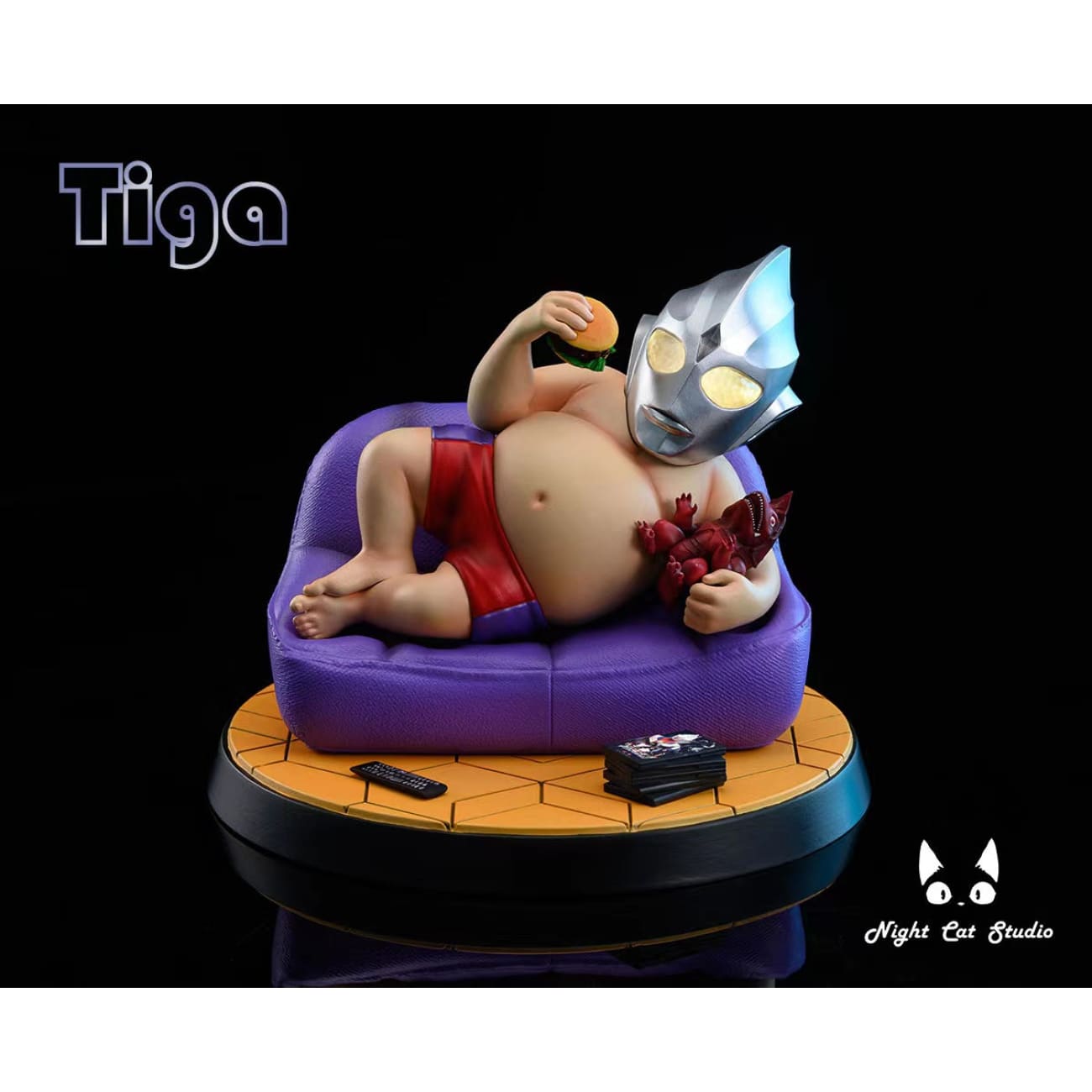 Night Cat Studio - Couch Potato with Ultraman Tiga Helmut