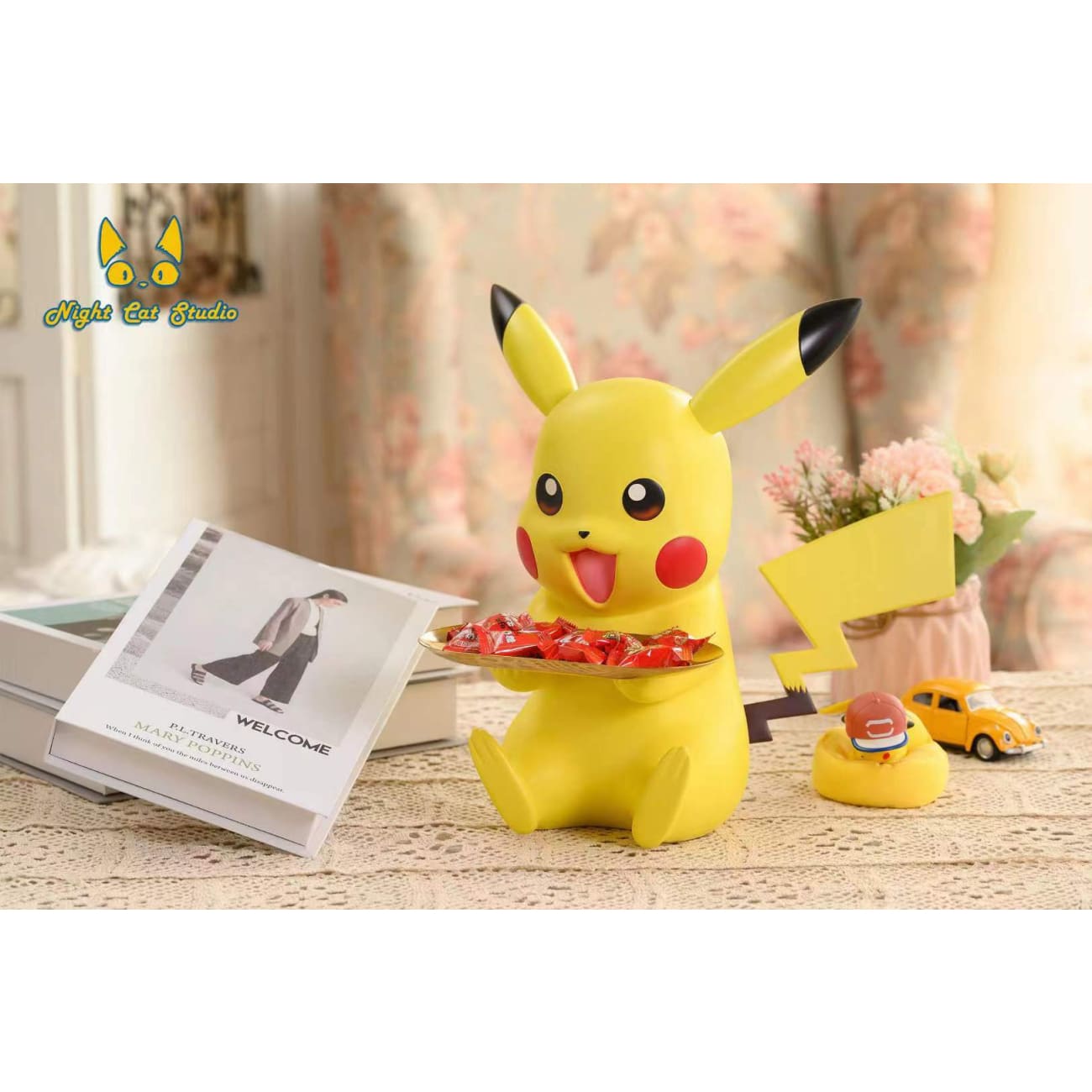 Night Cat Studio - Holding Plate Pikachu