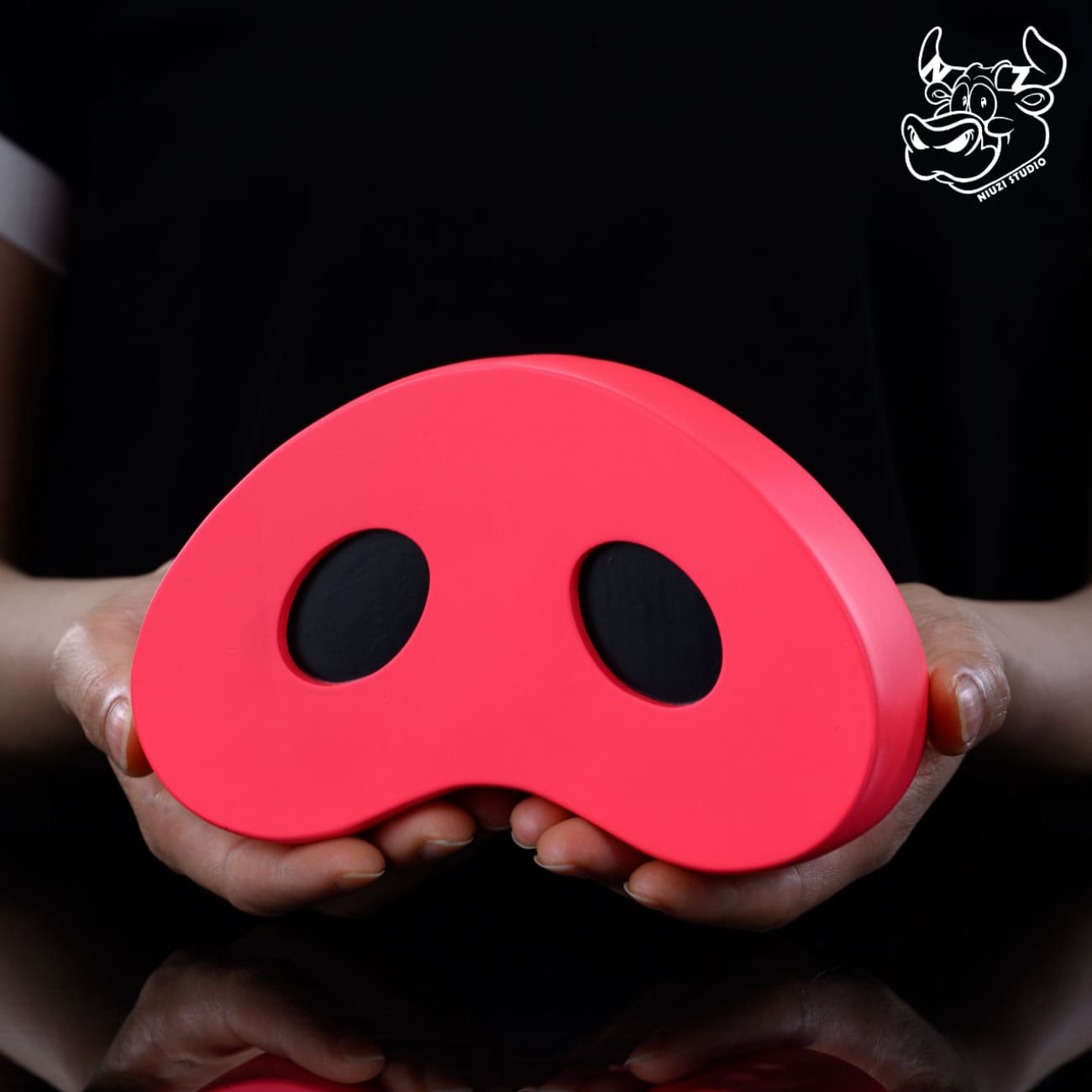 NIUZI Studio - Buriburizaemon Pig Nose Clock